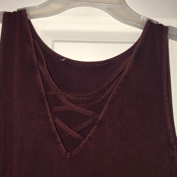 Maroon strappy cold shoulder top - Picture 2 of 3